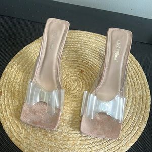 Cape Robbin Vinyl Square Toe Slip-On Heel Size 8.5